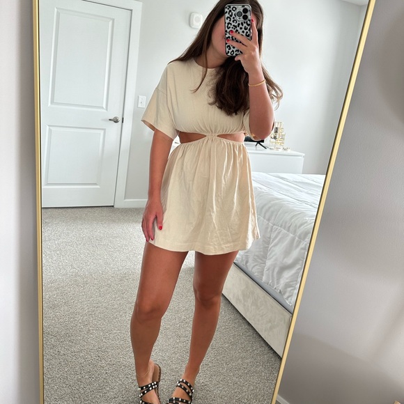 Amazing Lace T-Shirt Dress - Picture 3 of 8